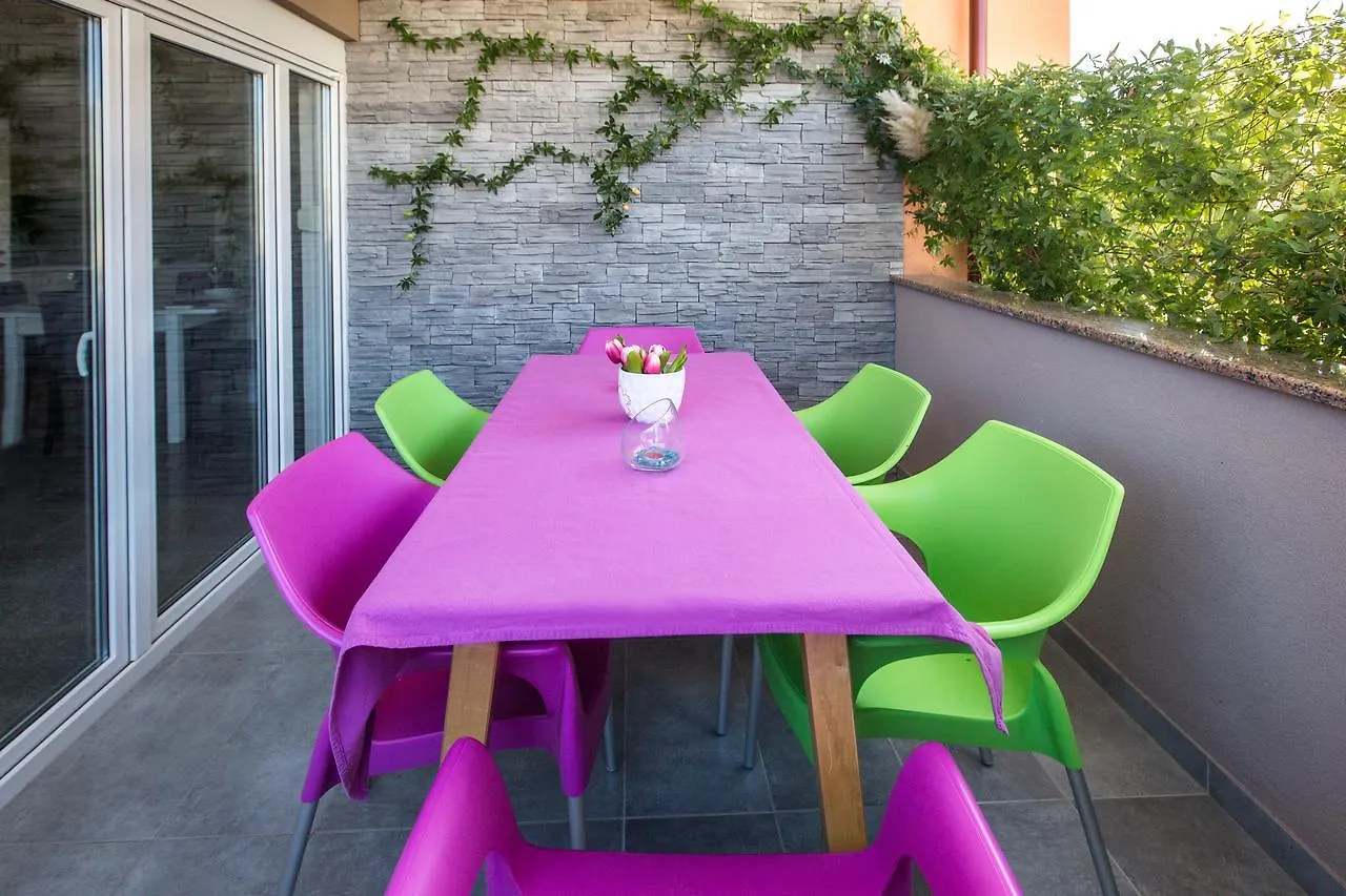 Adriatic Star Apartment Banjol 0*,  Croatia