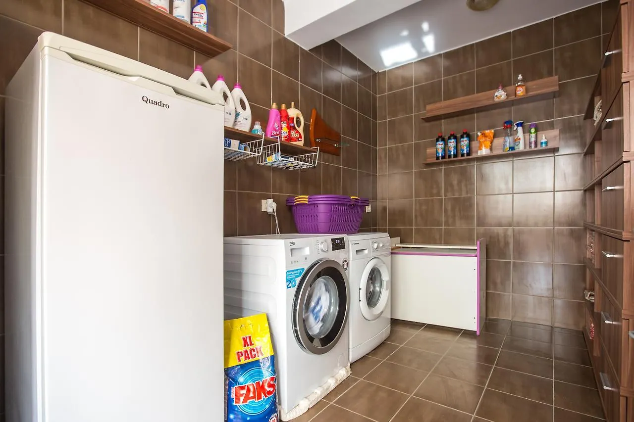 Adriatic Star Apartment Banjol